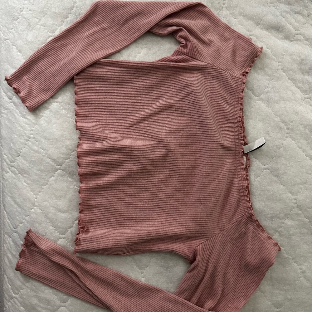 H&M Divided Pink Ribbed Top